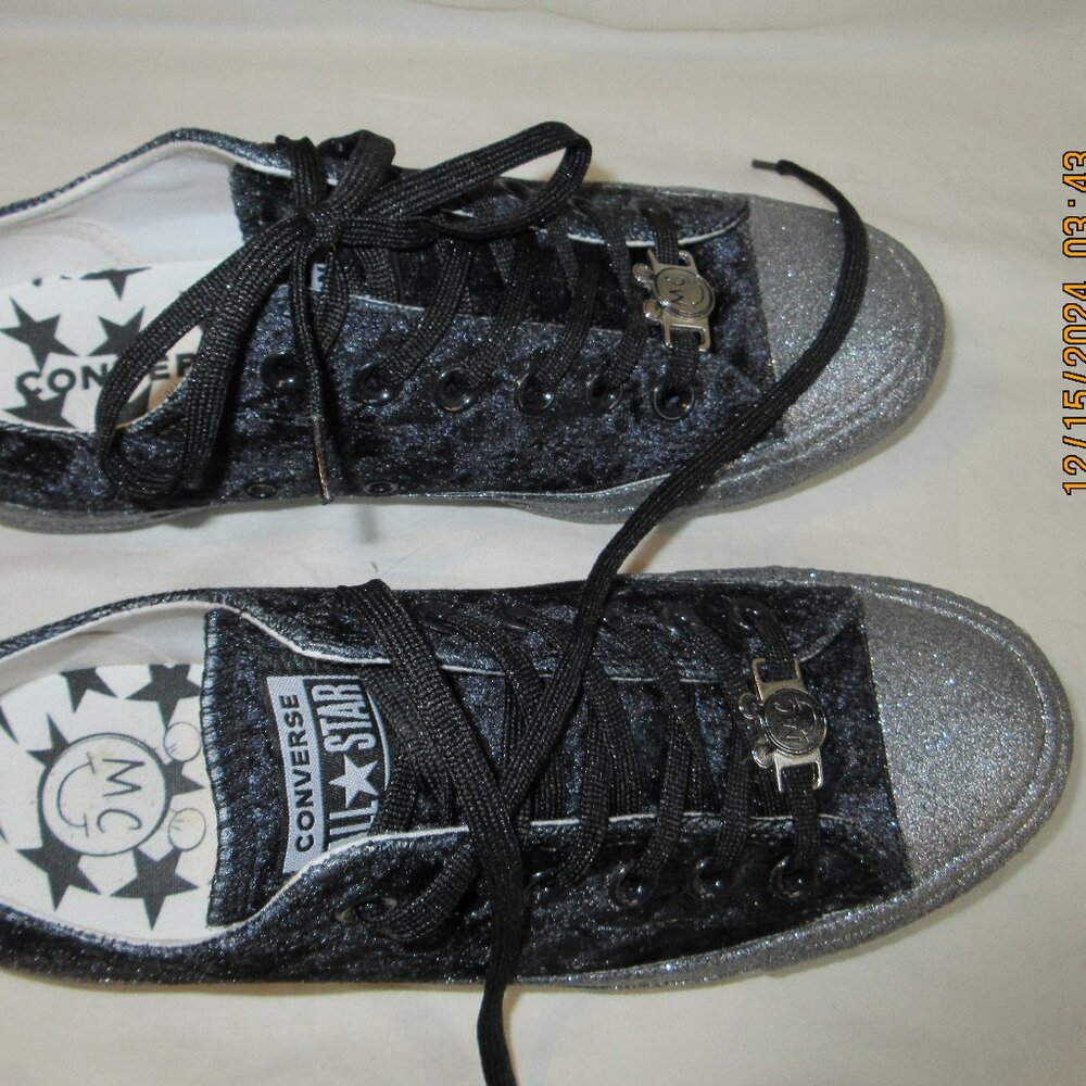 MILEY CYRUS~CONVERSE~BLACK VELOUR & SILVER~MC MOUSE SMILEY FACE~7 1/2